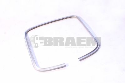 قطع غيار الشاحنات والحافلات - كابينة - هيكل غرفة قيادة الشاحنة ( الكابينة ) - Trim strip outside - 81.61380.0006