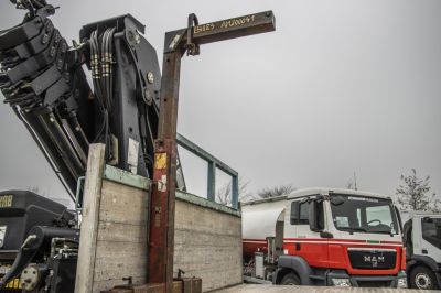 Second-hand trucks - Various - HIAB PALLETHAAK 2000 KG