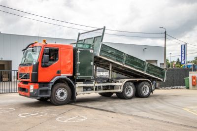 شاحنات مستعملة - VOLVO FE 300 - 172 890 KM