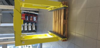 Second-hand trucks - Various - TIZMAR PIBR - HYDR. GRIJPER 2500 KG