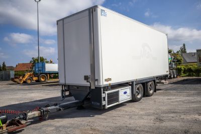 شاحنات مستعملة - CHEREAU CHEREAU+CARRIER+DHOLLANDIA 2.5 T.
