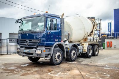Tweedehands vrachtwagens - MERCEDES ACTROS 3241 BB-MP2+E5+STETTER
