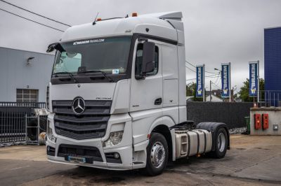 شاحنات مستعملة - MERCEDES ACTROS 1845 LS
