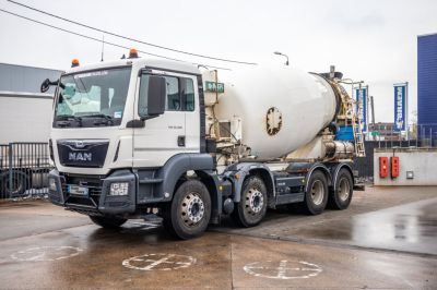 Tweedehands vrachtwagens - MAN TGS 32.360 BB+MIXER 9M³
