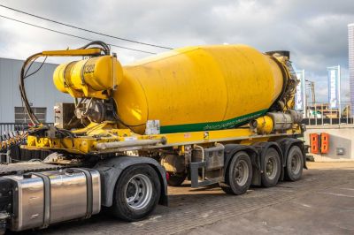 Camions d'occasion - Semi-remorques - DE BUF BETON MIXER/MISCHER/MALAXEUR12M³
