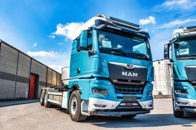 Грузовики - MAN TGX 26.510 6x2-4 LL + AJK