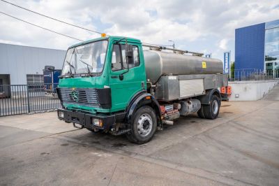 Camioane folosite - Camion - MERCEDES SK 1831 L - WATER/EAU-11.500 L/3 Comp.