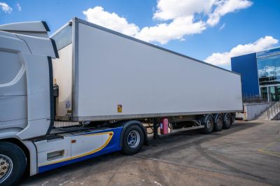 Camions d'occasion - Semi-remorques - SAMRO S338D HPF+ PORTE FIT