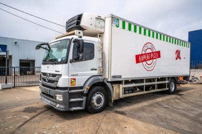 Camions d'occasion - MERCEDES AXOR 1824 +CARRIER SUPRA 950 Mt + HAYON