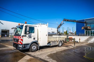 شاحنات مستعملة - MAN TGL 12.190 BL + HIAB 055 D-1 HIDUO