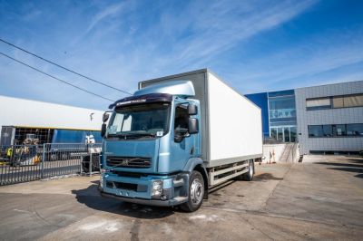 Грузовики - VOLVO FL 240 (18t) + DHOLLANDIA 1.5T