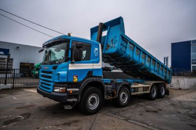 شاحنات مستعملة - SCANIA P380