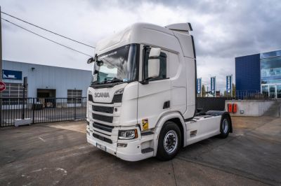 شاحنات مستعملة - SCANIA R 450 NEW MODEL +RETARDER
