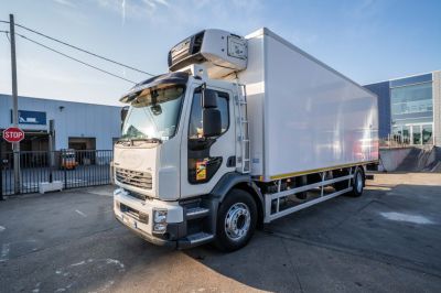 شاحنات مستعملة - VOLVO FLH 290 +CARRIER