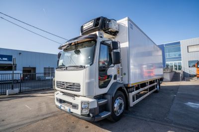 شاحنات مستعملة - VOLVO FLH 290 +CARRIER+DHOLLANDIA