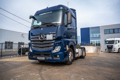 شاحنات مستعملة - MERCEDES ACTROS 1846 BLS +ADR