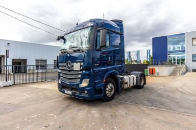 شاحنات مستعملة - MERCEDES ACTROS 1846 LS +ADR