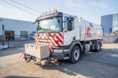شاحنات مستعملة - SCANIA P280 - SCHORLINGER OPTIFANT 70