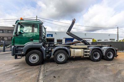 شاحنات مستعملة - MAN TGS 41.440 BB