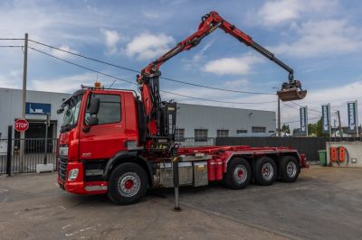 شاحنات مستعملة - DAF CF 440 FAK -8x2 + Palfinger Epsilon Q180 Z95TR