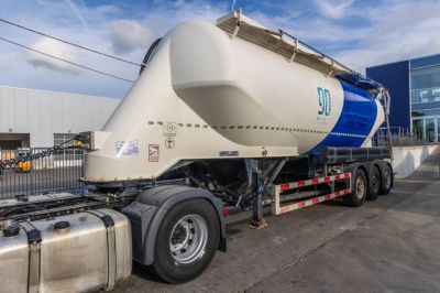 شاحنات مستعملة - FELDBINDER EUT 40.3- 40.000 L CEMENT/CIMENT/ZEMENT