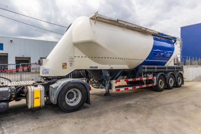 شاحنات مستعملة - FELDBINDER EUT 40.3- 40.000 L CEMENT/CIMENT/ZEMENT