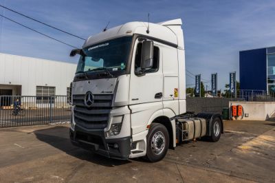 Camions d'occasion - Tracteur - MERCEDES ACTROS 1845 LS