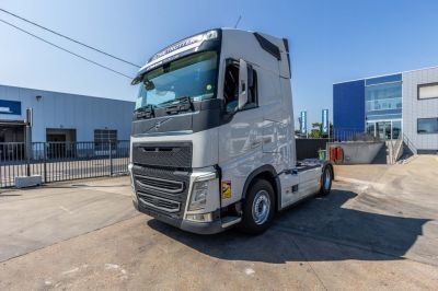 شاحنات مستعملة - رأس مقطورة - MERCEDES AROCS 1945 AS (cardan ) + KIPHYDR. - VOLVO FH 500 + INTARDER + HYDR.