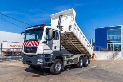 Camioane folosite - MAN TGS 33.400 BB