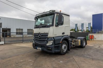 Tweedehands vrachtwagens - Trekker - MERCEDES AROCS 1840 AS - 4X4 (cardan)+MANUAL+KIPHYDR. - MERCEDES ACTROS 1845 LS+HYDR