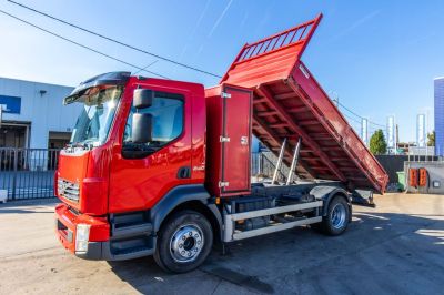 Camions d'occasion - Camion - Benne - VOLVO FL 240 (11.9T)