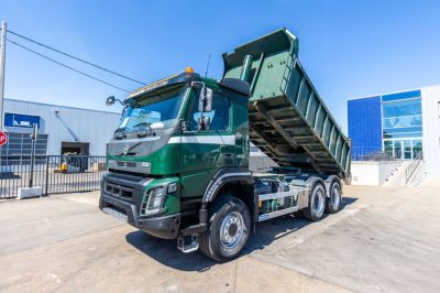 Camioane folosite - VOLVO FMX 420 -6x6 - TIPPER / TRACTOR