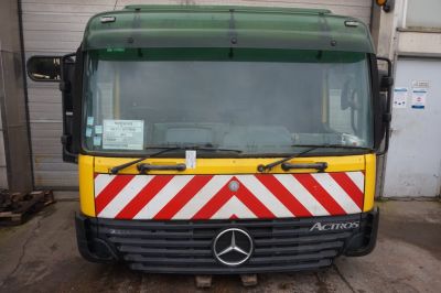 Агрегаты - КАБИНА - MERCEDES ACTROS F07 MP1 RECHTS STUUR 748214V678262 K230058