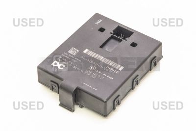 قطع غيار الشاحنات والحافلات - الكهربائيات - لوحة التوزيع المركزية - وحدة التحكم الالكترونية - MB000.446.11.27.OCC