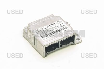 Vrachtwagen onderdelen - Elektriciteit - Centraal verdeelbord - Stuurdoos - MB000.446.12.42.OCC