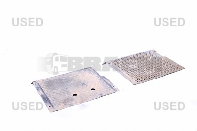 Pièces détachées camions et bus - Système d’échappement - Pot d'échappement - Plaque de protection - MB930.492.47.30.OCC