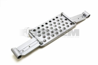 Truck and bus spare parts - Bodywork - Entrance box - Foothold - MB941.660.21.28/64