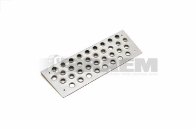 Truck and bus spare parts - Bodywork - Entrance box - Foothold - MB941.666.35.28