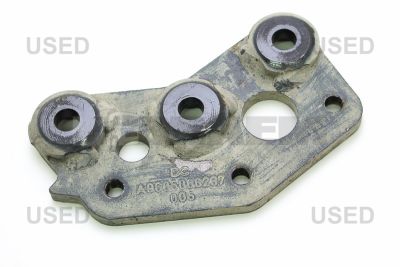 Repuestos camiones - Refrigeracion de motor  - Radiador - Soportes de radiador - MB960.500.62.37.OCC