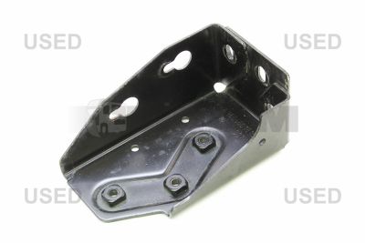 قطع غيار الشاحنات والحافلات - الهيكل - مدخل المقصورة - دعم ( ساعد ) - MB960.660.18.15.OCC