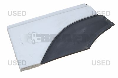 قطع غيار الشاحنات والحافلات - الهيكل - واقيات الطين الامامية - المستلزمات  ( الاكسسوارات ) - MB960.884.75.75/9135.OCC