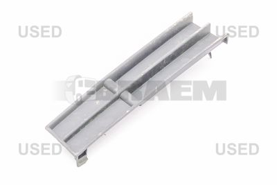 Vrachtwagen- en busonderdelen - Cabine - Cabine koetswerk - Frontgrill - MB961.885.05.53.OCC
