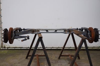 Agregaty - Przednia oś - MERCEDES F-8/22.5 RECHT V240007