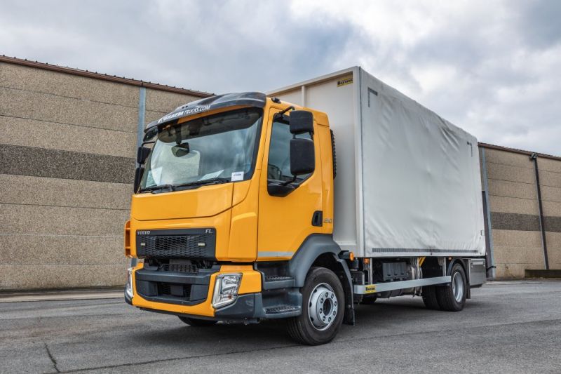 VOLVO FL 210+PK 7001 K - 6340 Km's
