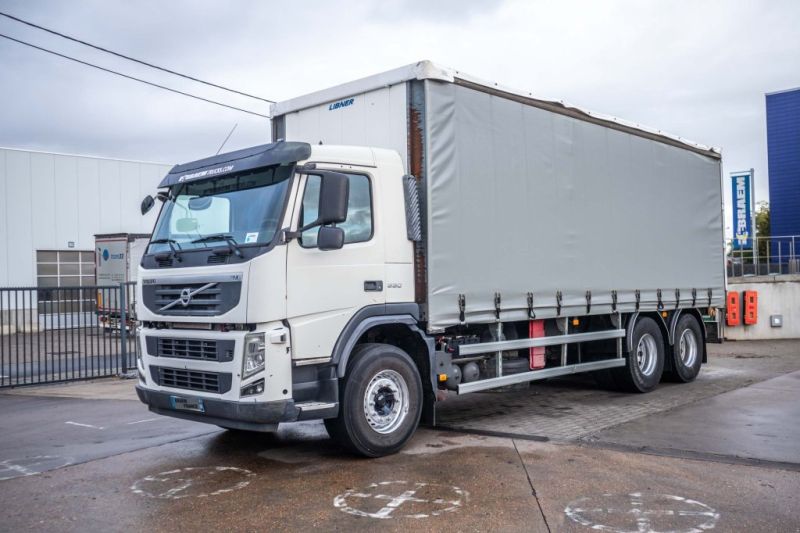 VOLVO FM 330-6x2-E5+10 pneus/tires+intarder