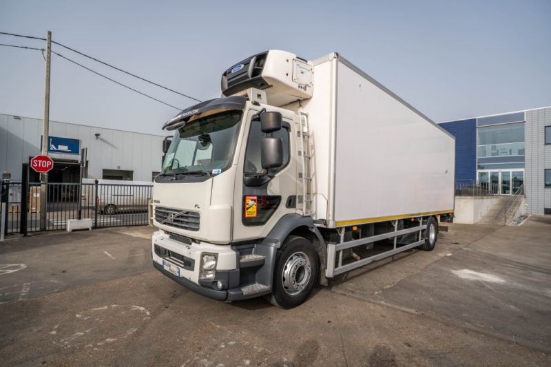 VOLVO FLH 290 +CARRIER