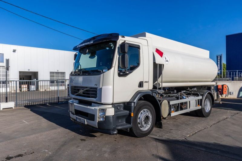 VOLVO FE 260 +ALU CACIDEP 13.500L+4COMP