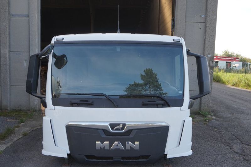 MAN TG3 NN CABINE NEW 81.60001.6003 K250103