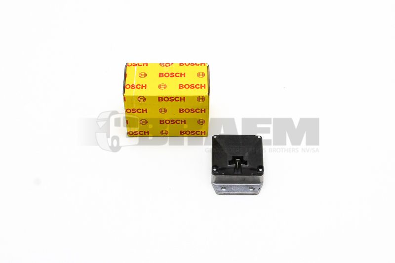 Repuestos camiones y autobuses - Motor - Electrico motor - Alternador - MB002.154.39.06/64