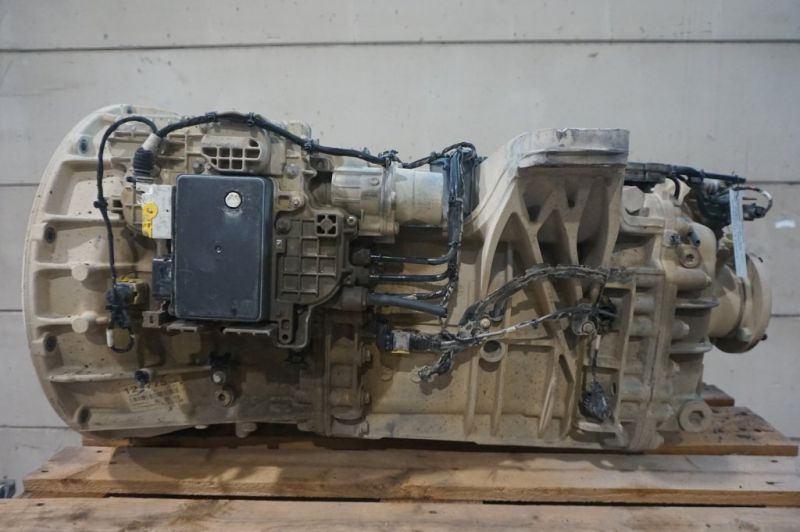 Aggregates - Gearbox - MERCEDES 281-12KL MP4 B230027
